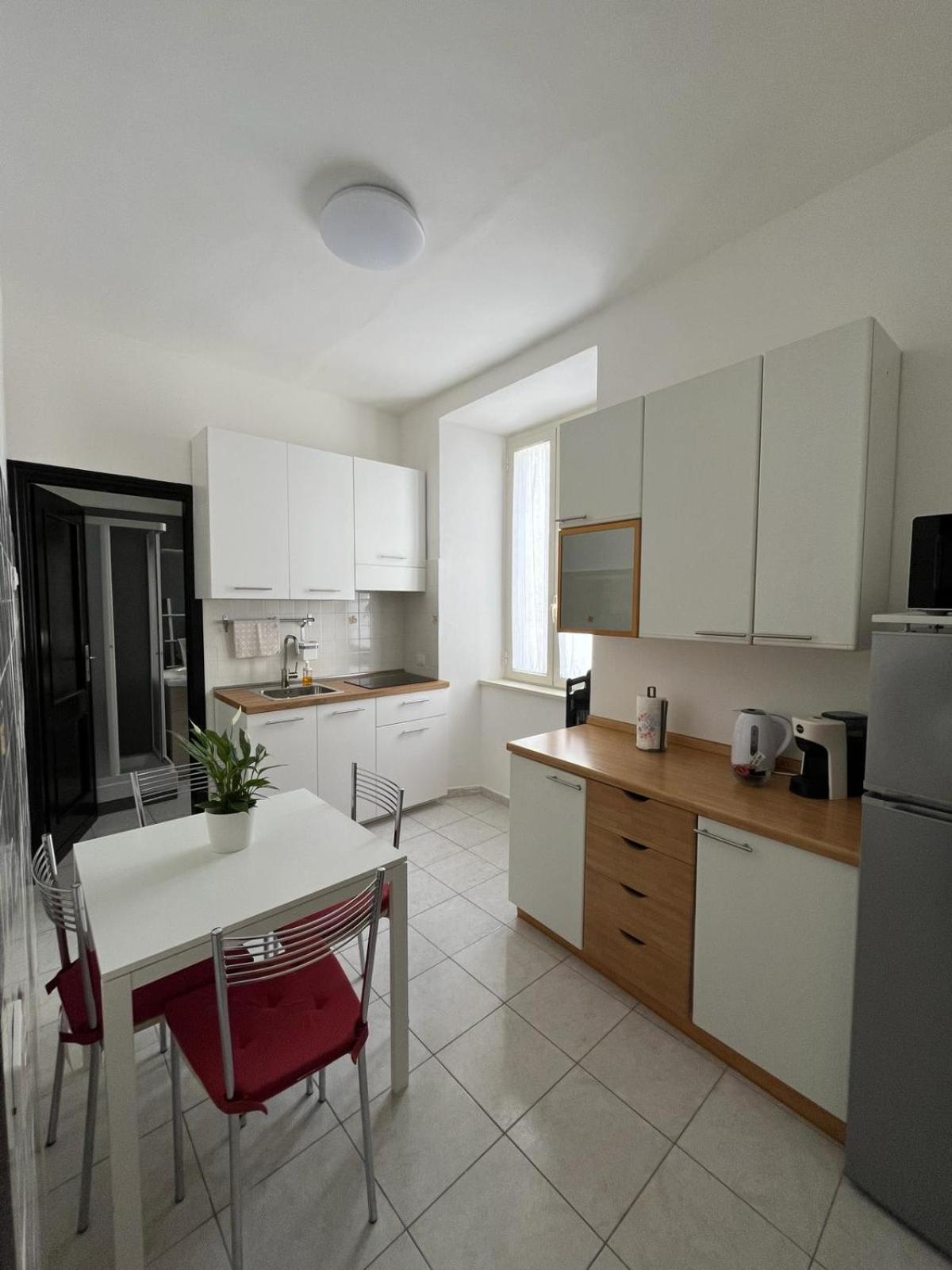 Luna Apartment Civitavecchia Ngoại thất bức ảnh