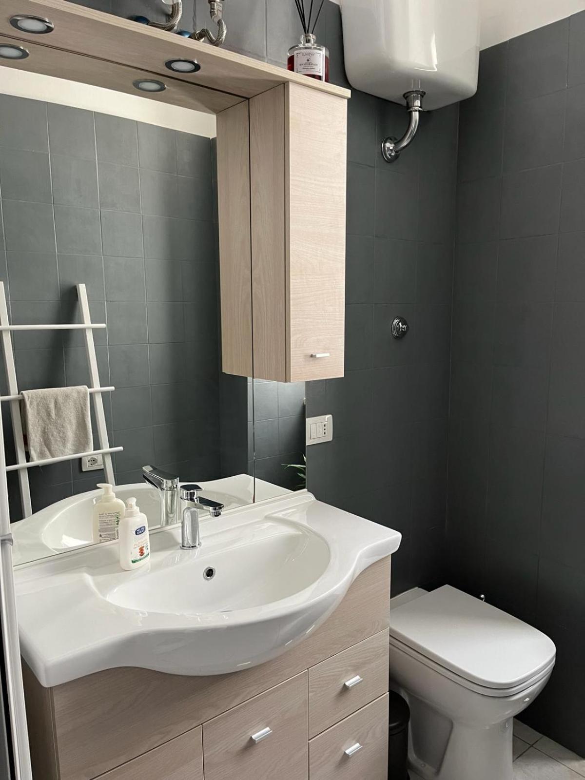 Luna Apartment Civitavecchia Ngoại thất bức ảnh