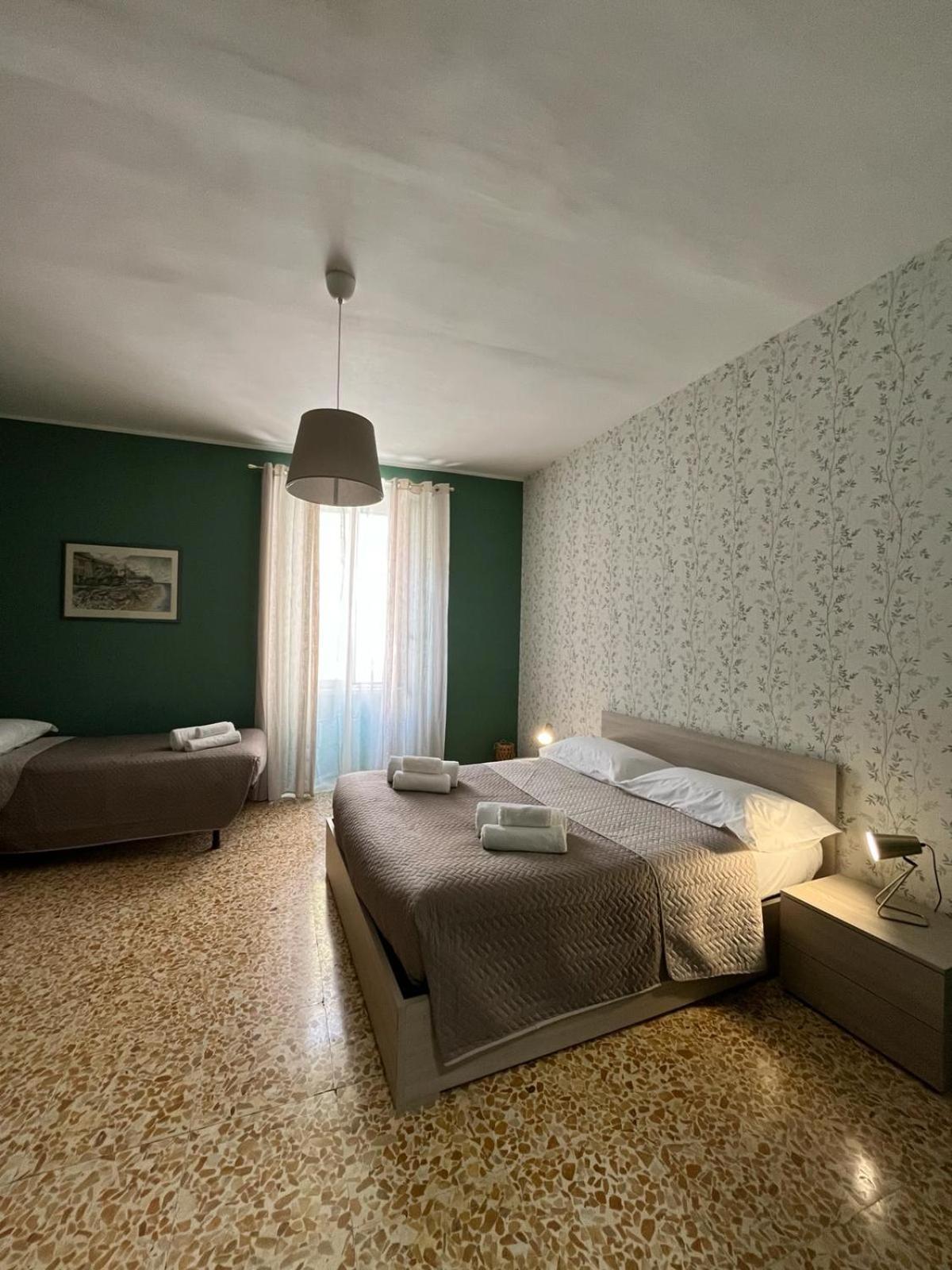 Luna Apartment Civitavecchia Ngoại thất bức ảnh