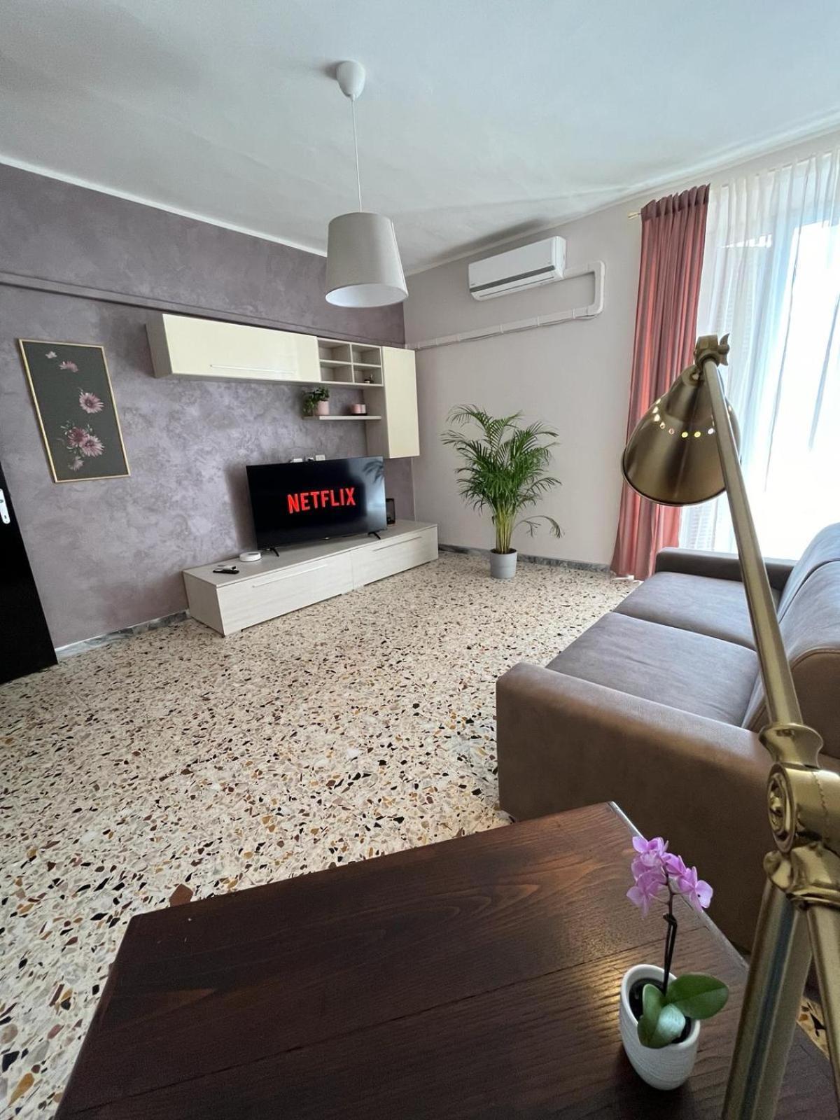 Luna Apartment Civitavecchia Ngoại thất bức ảnh